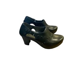 COPY - Dansko Ryder Clogs Woman’s 38 Black Leather HEELS Studded
